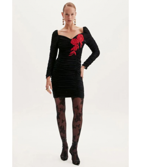 vestido-corto-bordado-lan