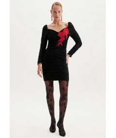 vestido-corto-bordado-lan