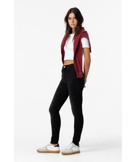 vaqueros-body-curve-skinny-tiffosi