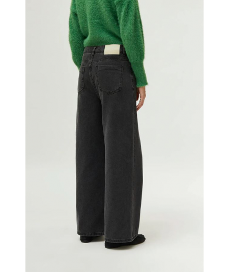 jeans-pernera-ancha-compania-fantastica