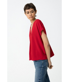 blusa-fluida-modelo-maxine-de-tiffosi