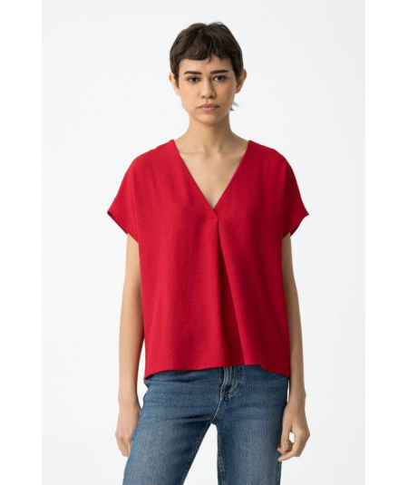 blusa-fluida-modelo-maxine-de-tiffosi