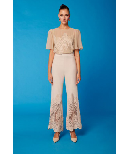 blusa-con-encaje-carla-ruiz