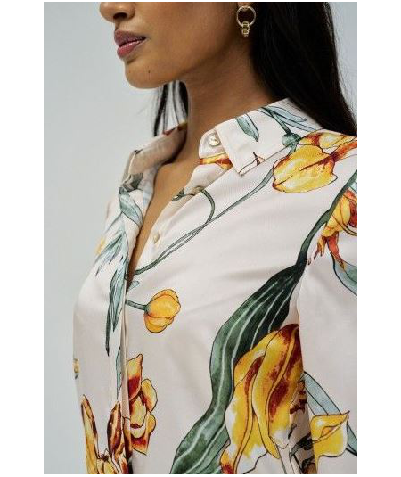 camisa-satinada-estampado-flores-salsa