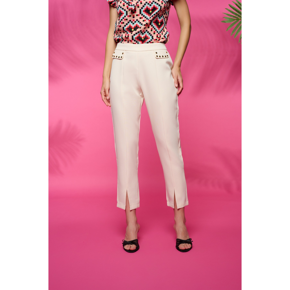 pantalones-con-tachuelas-culver-minueto