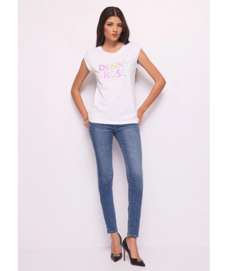 camiseta-con-logotipo-denny-rose
