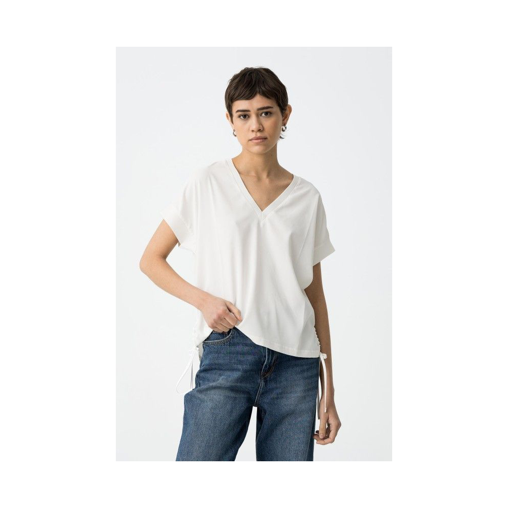 blusa-con-extremos-acanalados-trilho-tiffosi