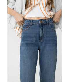 jeans-de-pierna-ancha-bonnye-tiffosi