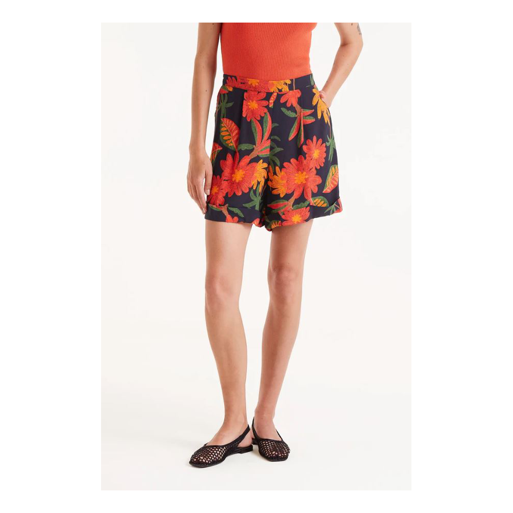 short-estampado-floral-flamara-compania-fantastica