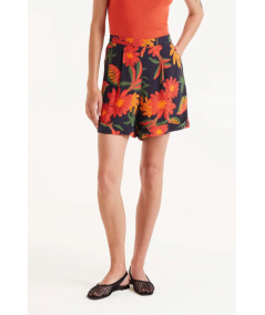 short-estampado-floral-flamara-compania-fantastica