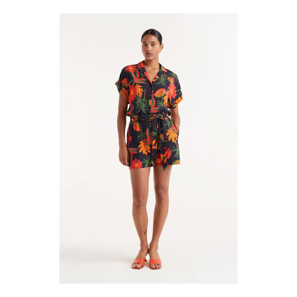 mono-corto-estampado-floral-flamara-compania-fantastica