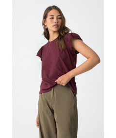 camiseta-cuello-redondo-modelo-graciosa-tiffosi