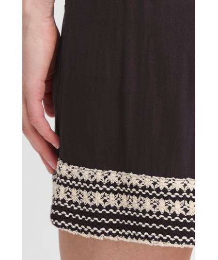 pantalon-corto-ihragni-byoung