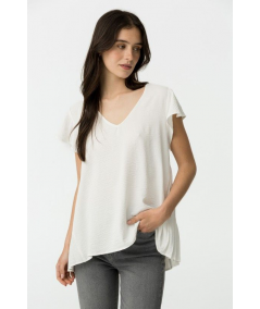 blusa-con-detalle-de-volantes-kara-tiffosi