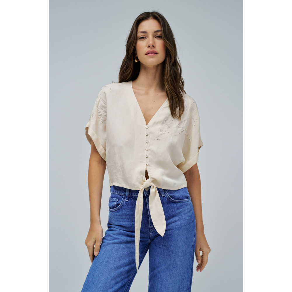 blusa-con-lazo-salsa