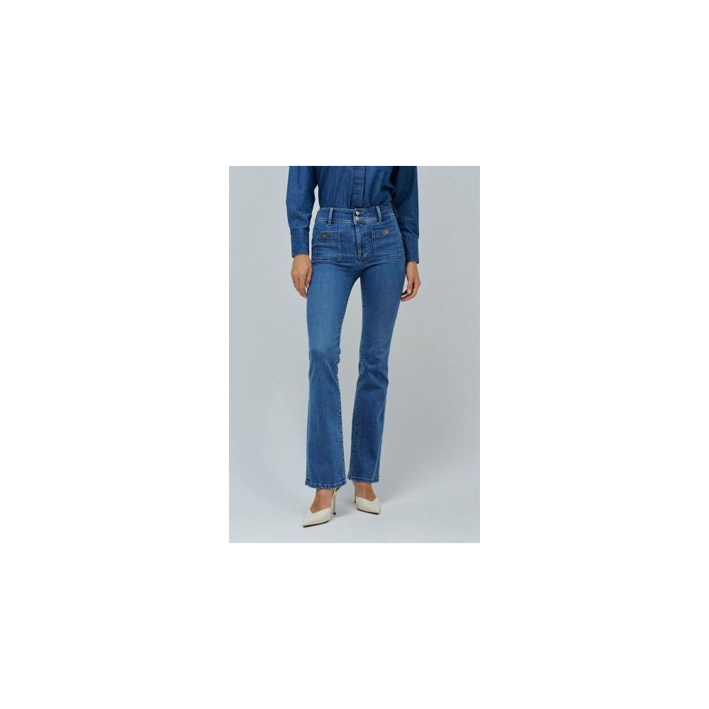 vaqueros-secret-push-in-bootcut-salsa