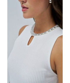 top-acanalado-con-brillantes-salsa