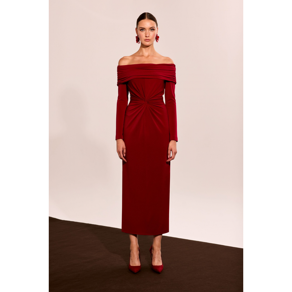 vestido-midi-cuello-barco-carla-ruiz