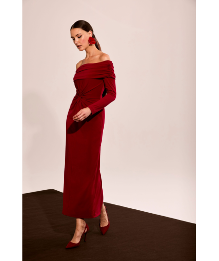 vestido-midi-cuello-barco-carla-ruiz