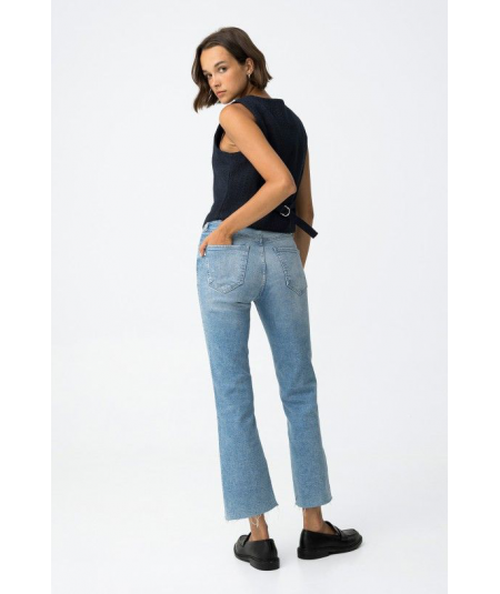 vaqueros-de-tiro-alto-modelo-megan-de-tiffosi