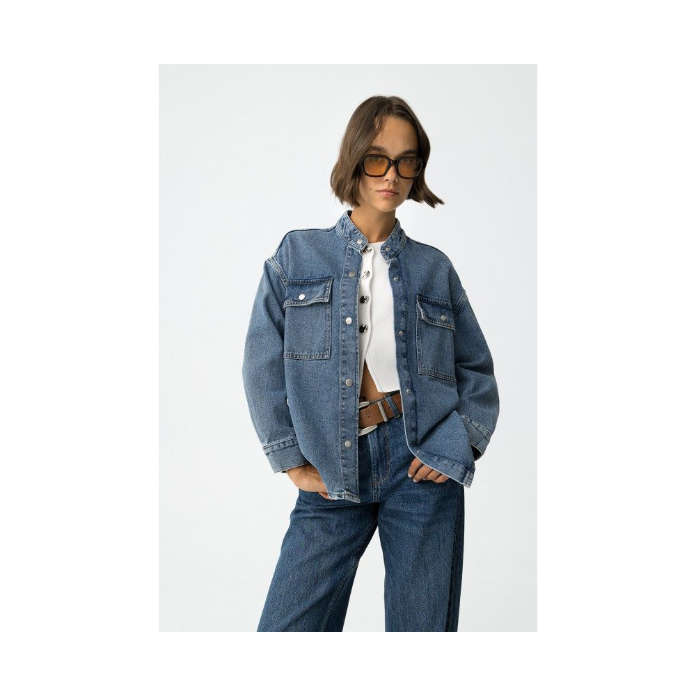 camisa-oversized-con-bolsillos-frontales-de-tiffosi