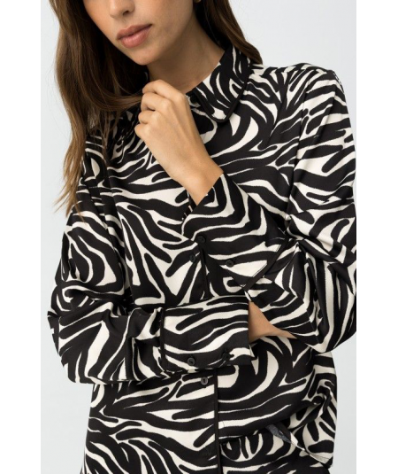 camisa-satinada-con-estampado-de-tiffosi