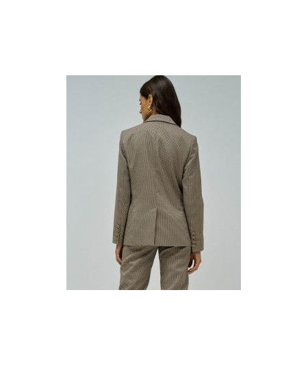 chaqueta-tipo-americana-entallada--de-cuadros--salsa