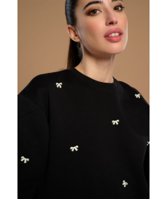 sudadera-apliques-black-rose-de-minueto
