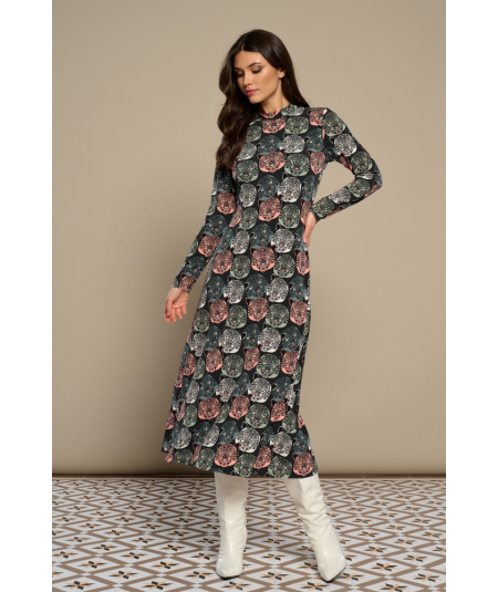 vestido-midi-modelo-minina-de-minueto