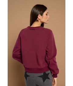 sudadera-con-bordado-modelo-constanza-de-minueto