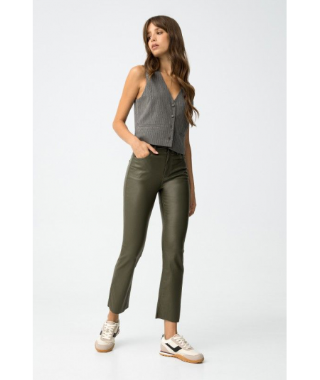 vaqueros-efecto-piel-tiro-alto-modelo-megan-tiffosi