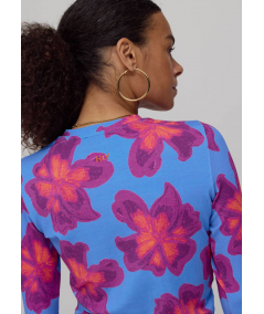 camiseta-manga-larga-estampada-harper--yve