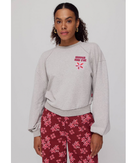 sudadera-con-detalles-espalda-de-harper--yve
