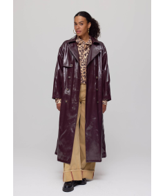 gabardina-oversized-polipiel-de-harper--yve