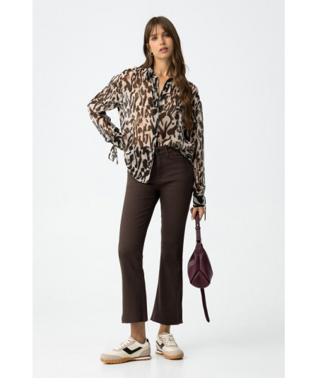 jeans-color-tiro-alto-corte-cropped-flare-de-tiffosi