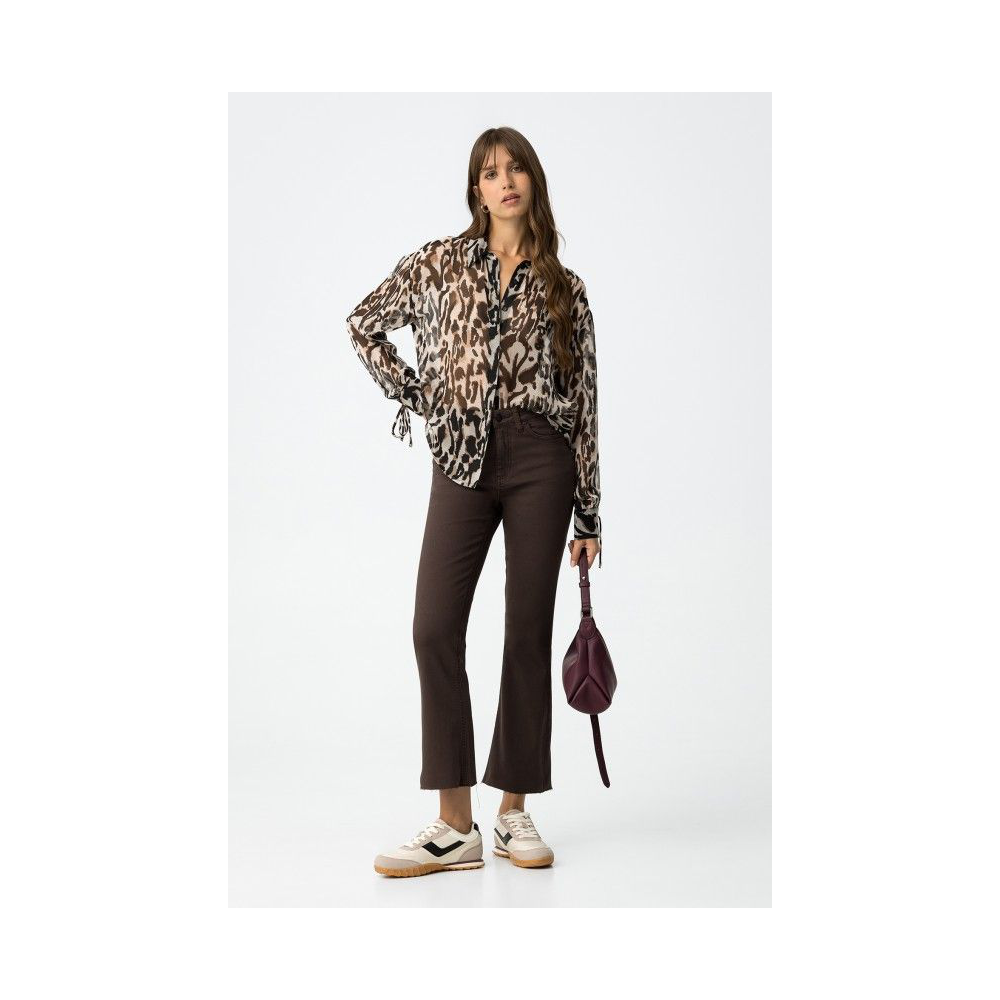 jeans-color-tiro-alto-corte-cropped-flare-de-tiffosi