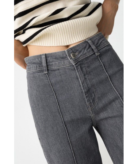 vaqueros-wide-leg-tiro-alto--de-tiffosi