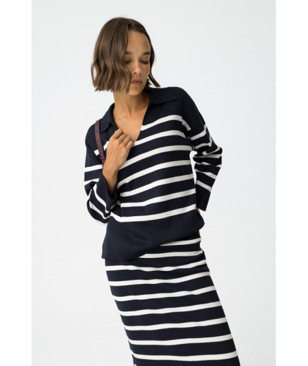 jersey-agnese-relaxed-escote-en-v-rayas-tiffosi