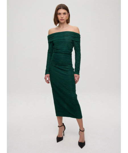 vestido-escote-bardot-verde-de-mioh
