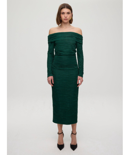 vestido-escote-bardot-verde-de-mioh