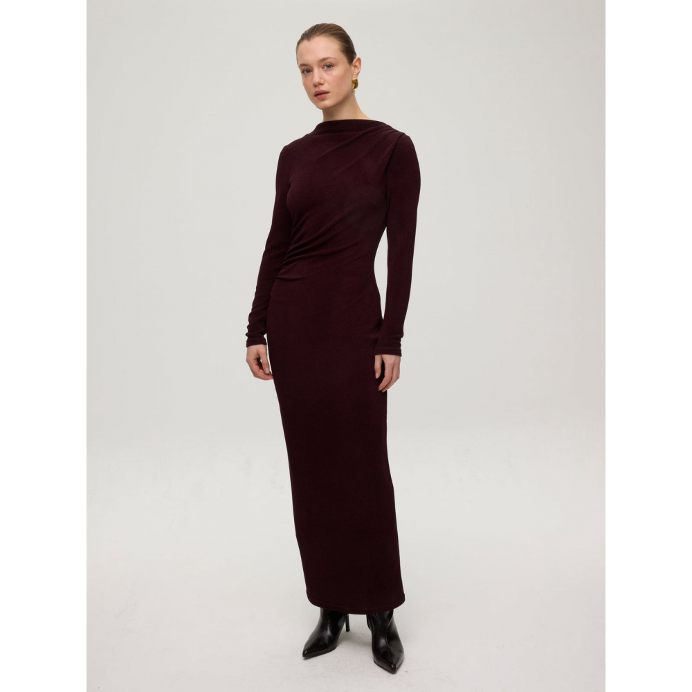 vestido-de-punto-marron-mioh