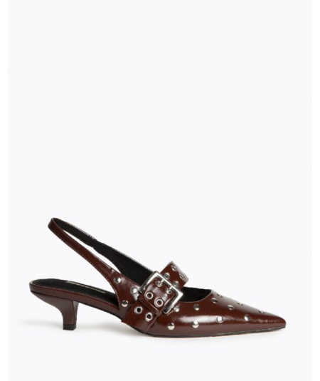 zapato-tacon-tachuelas-de-corina