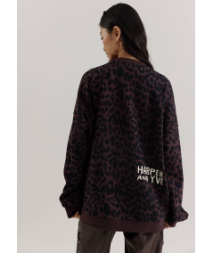 sudadera-oversized-animal-print-de-harper--yve