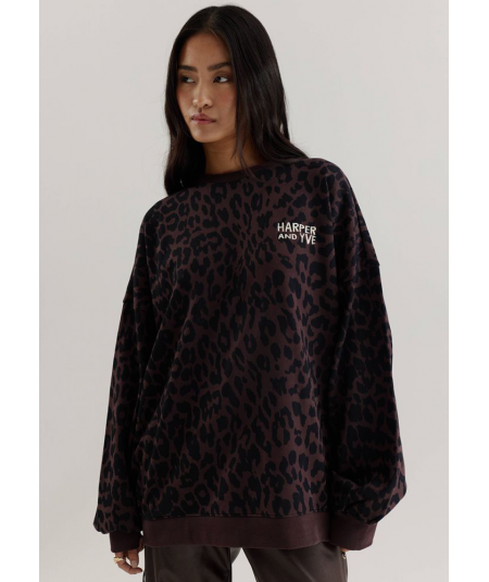 sudadera-oversized-animal-print-de-harper--yve