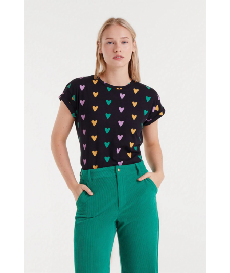 camiseta-manga-corta-corazones-compania-fantastica