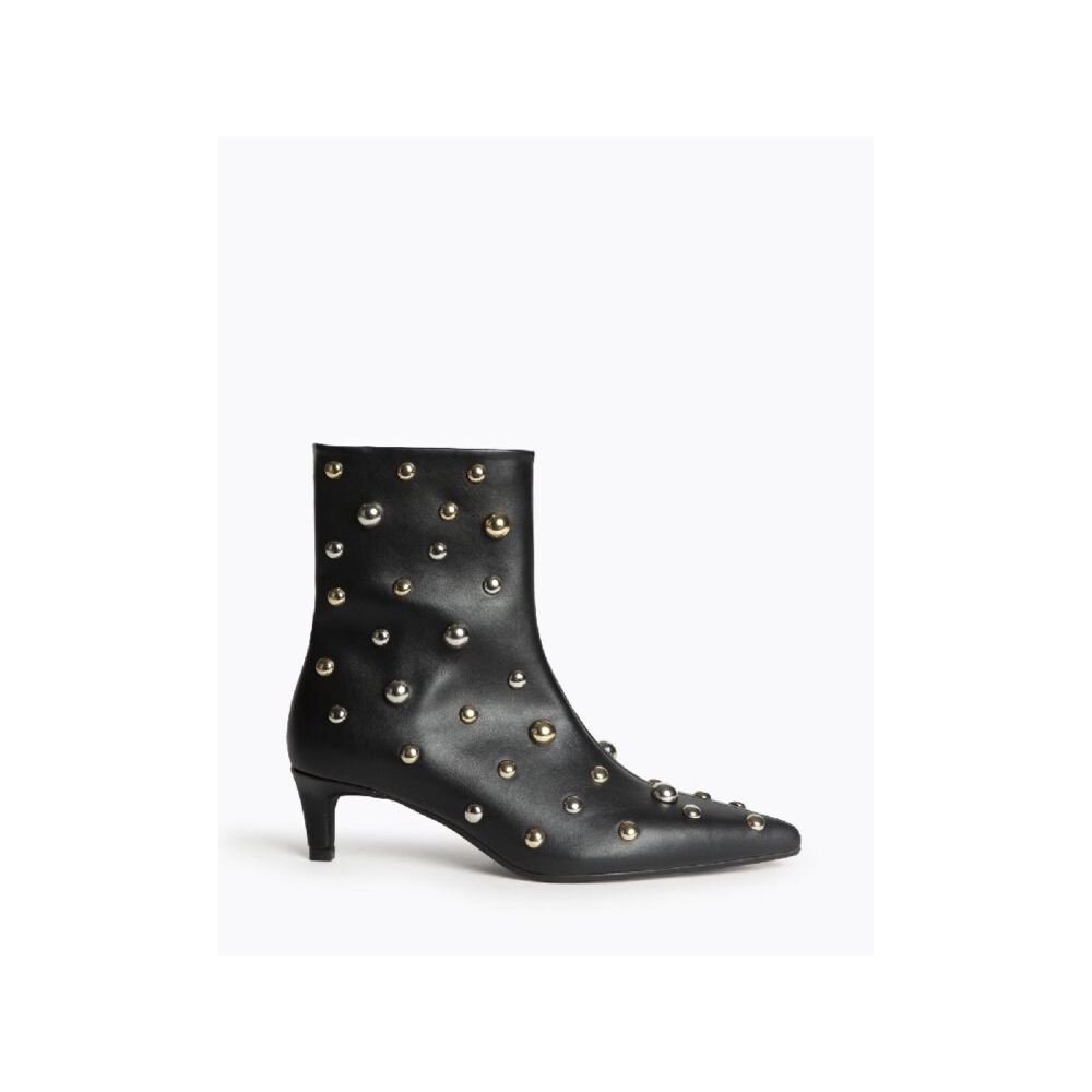 botin-negro-de-corina-tacon-fino