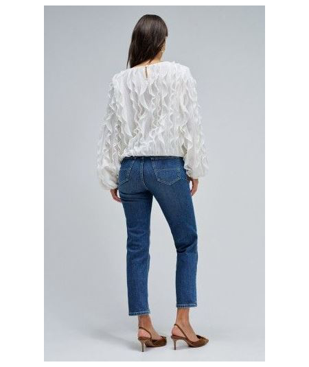 blusa-con-volantes-de-salsa