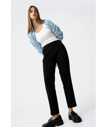 pantalones-chinos-slim-fit-violeta-tiffosi
