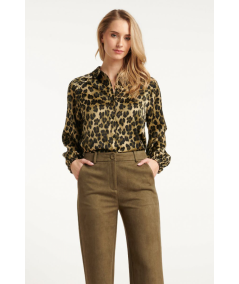 camisa-satinada-animal-print-verde-smashed-lemon