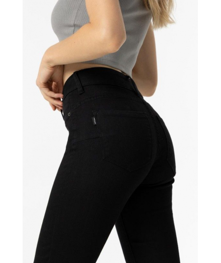 jeans-ajustados-tiro-medio-light-push-up-tiffosi